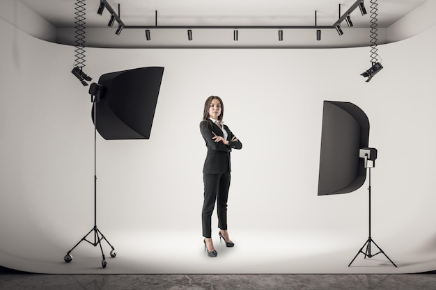 Photo businesswoman in photo studio