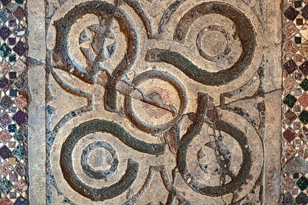 Byzantijnse mozaïeken op de vloer van Sint-Nicolaaskerk Demre Turkije