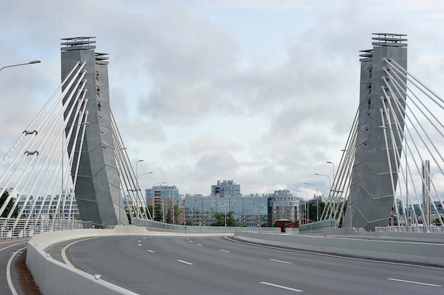 Photo cable stayed bridge betancourt in st. petersburg