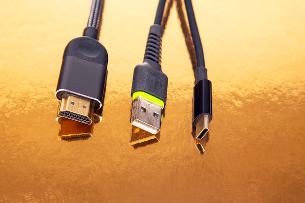 Photo cable with plug connector for modern gadgets