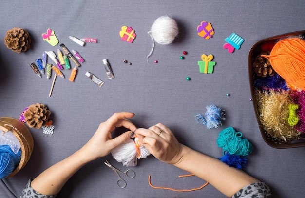 Cadeaus handgemaakt Bovenaanzicht Decoratie maken Kerstornamenten