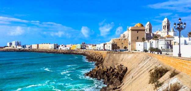 Photo cadiz - beautiful city in south of spain