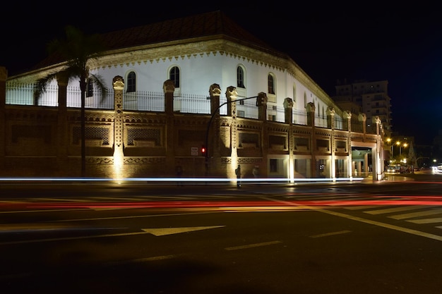 Cadiz Spanje 06 november 2019 Nacht straatfotografie een opname met lange sluitertijd