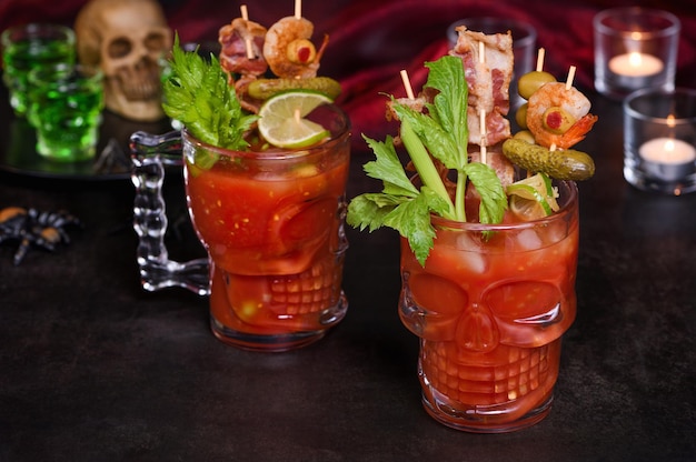 Cocktail caesar o bloody mary