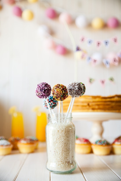 Cake pops on the holiday table.