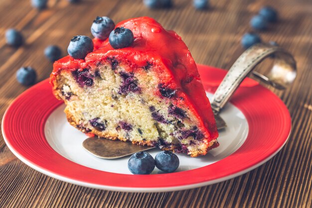 Cake with blueberries