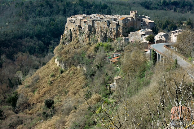 Calcata, middeleeuws Italiaans dorp in de provincie Viterbo