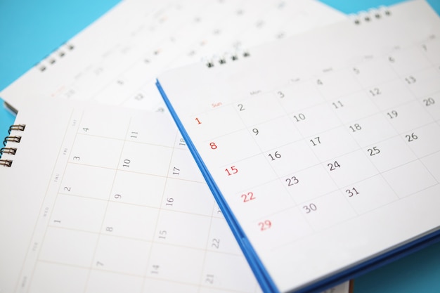 Страница календаря крупным планом концепция бизнес-планирования