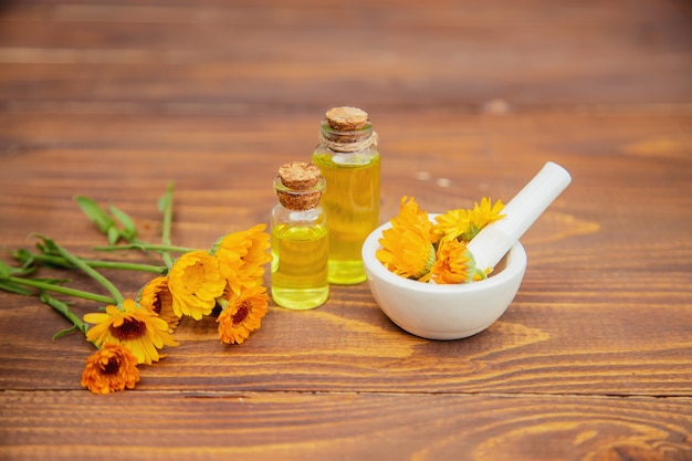 Photo the calendula extract. medicinal plants.