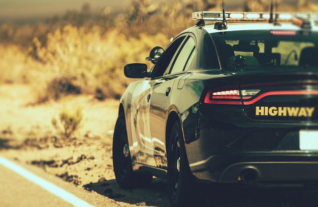 Photo california highway patrol cruiser