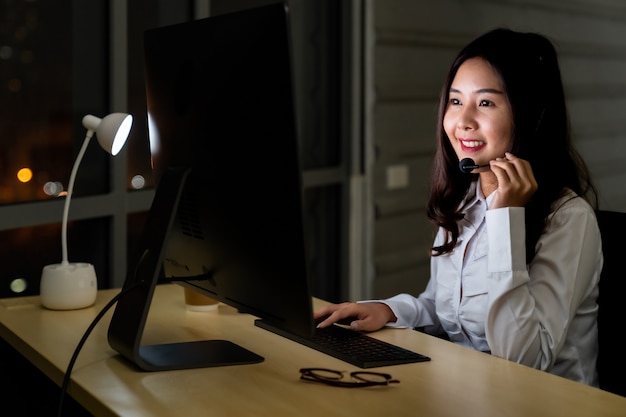 Call centre working at night