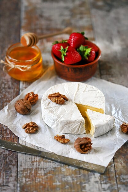 Camembert cheese with strawberries