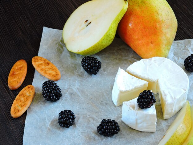 Camembert with pear and berries