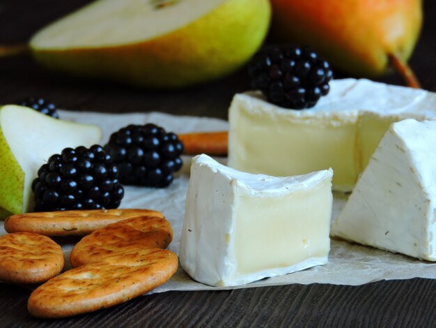 Camembert with pear and berries