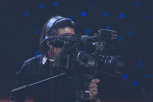 Cameraman in een vergaderzaal