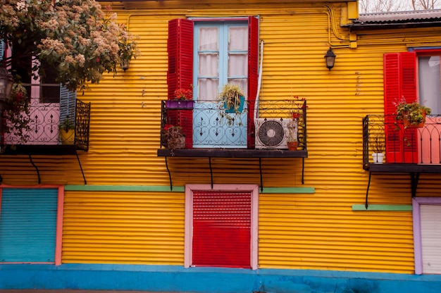 Foto caminito's kleurrijke muren buenos aires argentinië
