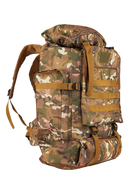 Фото Камуфляжный рюкзак для леса и военный рюкзак, изолированный на белом