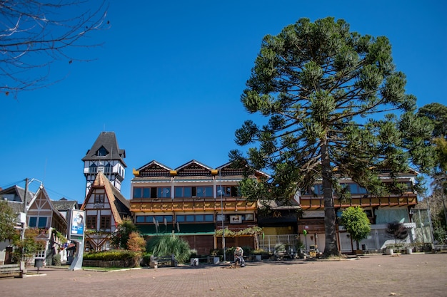 campos do jordao empty city central square