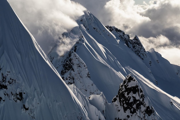 Fondo della natura aerea canadese del paesaggio della montagna