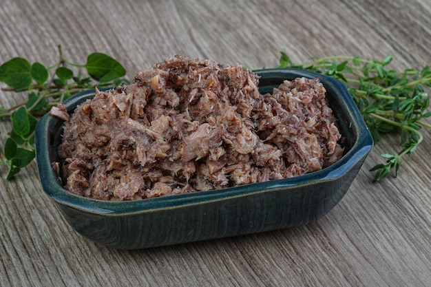 Canned tuna