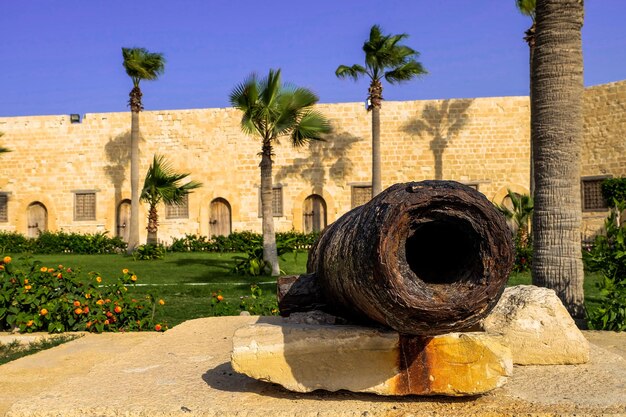이집트 알렉산드리아의 Qaitbay Citadel 내부의 대포