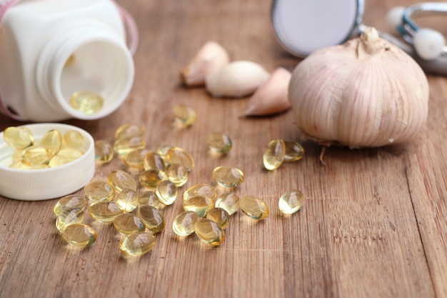 capsules of garlic oil