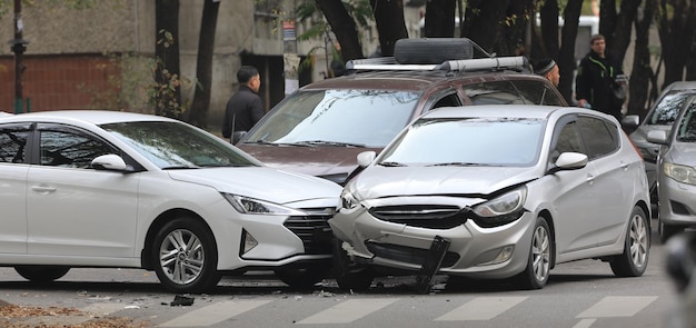 交差点での自動車事故