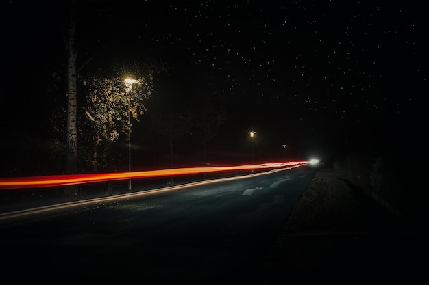 Photo car on road at night