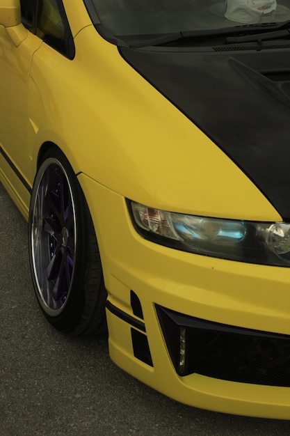 車のホイール 2 ホンダ