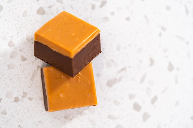 Caramel fudge