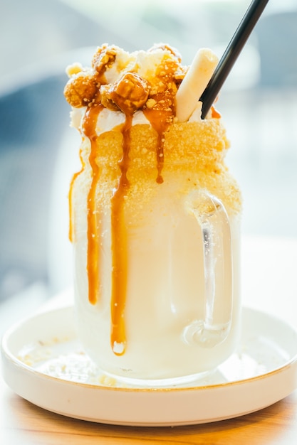 Caramel milk shake glass