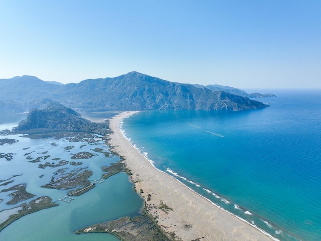 Dalyan Mugla Iztuzu 해변 터키의 Caretta 해변 드론 사진