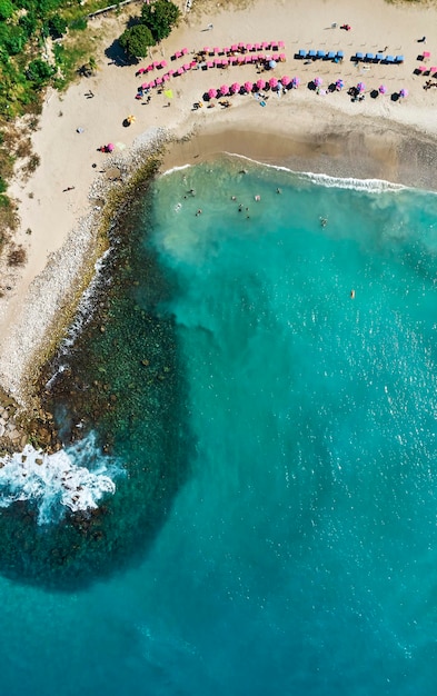 Caribisch openbaar strand Los Corales Vargas Venezuela Luchtfoto