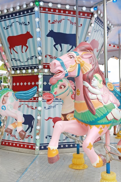 Carrousel. Paarden op carnaval Merry Go Round.