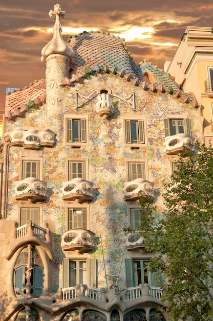 Casa Battlo Barcelona exterieur zonsondergangzicht