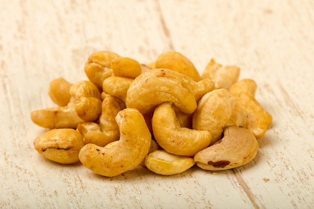 Cashew nuts