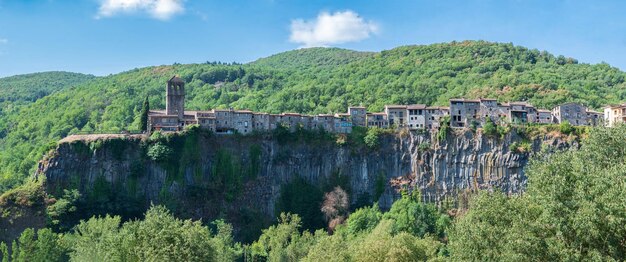 Castellfollit de la roca catalonië spanje