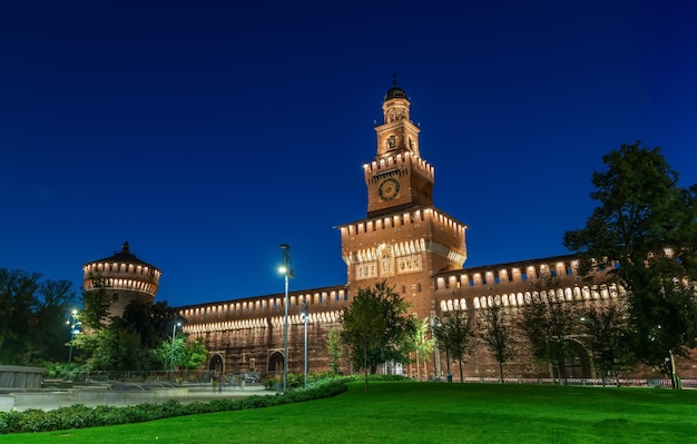 Photo castello sforzesco in milan