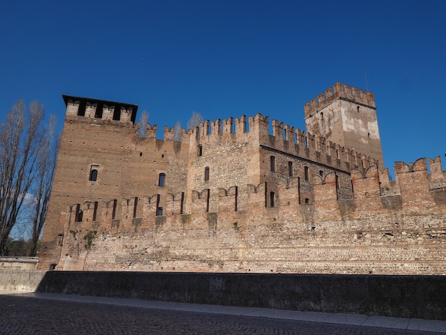 Castelvecchio-brug, ook bekend als Scaliger-brug in Verona