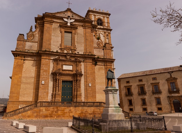 Foto cattedrale di piazza armerina.