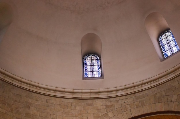 Foto cattedrale di san giacomo nella città vecchia di gerusalemme.