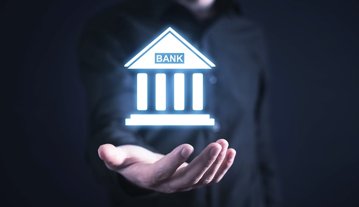 Photo caucasian businessman holding bank icon. business. finance