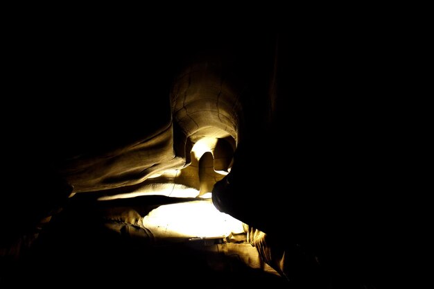 Photo a cave situated at belum kurnool ap in india