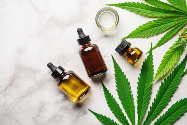 CBD オイル THC チンキと大理石の麻の葉 ミニマルな化粧品