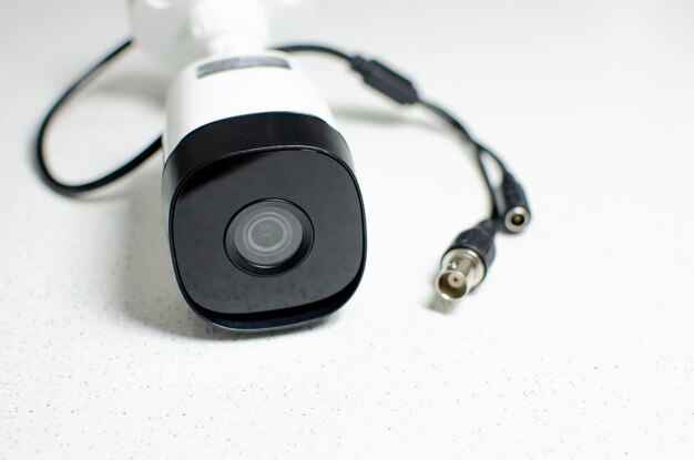 CCTV-videocamera CFTV-beveiligingscamera witte camera met beveiligde diefstalbeveiliging Surveillance.