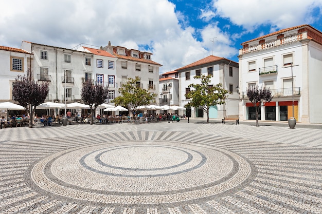 Foto piazza centrale, leiria