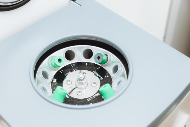 A centrifuge for plasmolifting Device for cosmetic rejuvenation procedure