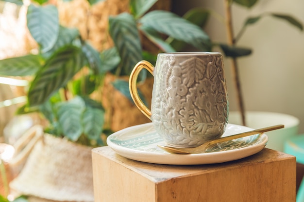 Ceramic decorative cup