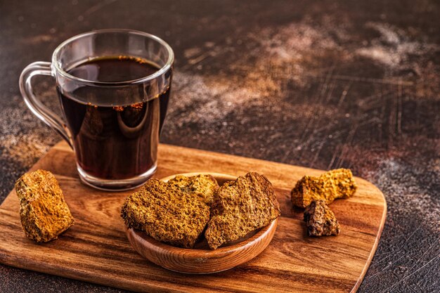 Chaga-thee, een sterke antioxidant, stimuleert het immuunsysteem