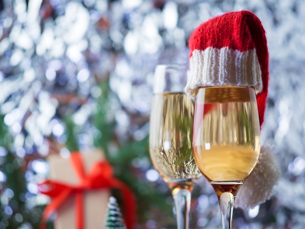 Champagne glasses with Santa hats